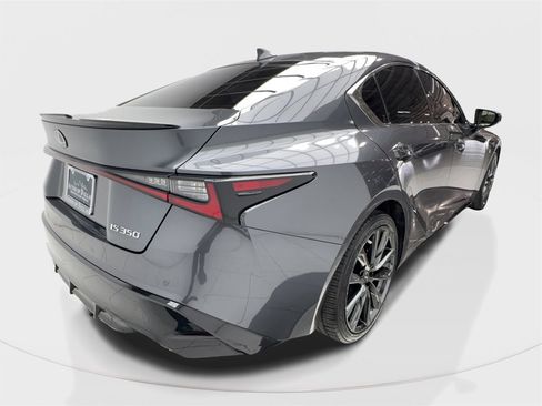 Used 2022 Lexus IS 350 F Sport image 9