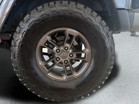 Used 2016 Jeep Wrangler Unlimited Sahara AWD/4WD image 24