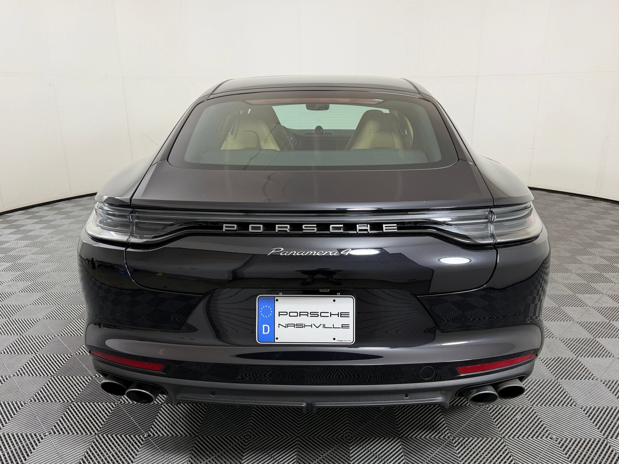 Certified 2023 Porsche Panamera 4 Platinum Edition AWD/4WD image 11