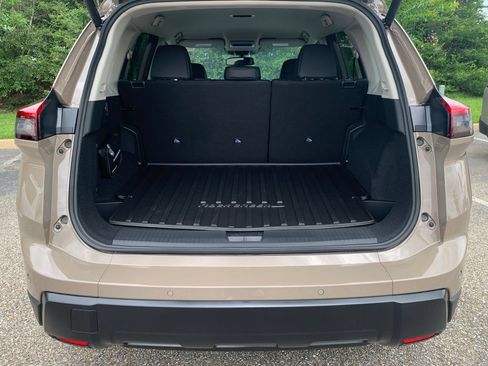 New 2026 Nissan Rogue SV AWD/4WD image 5