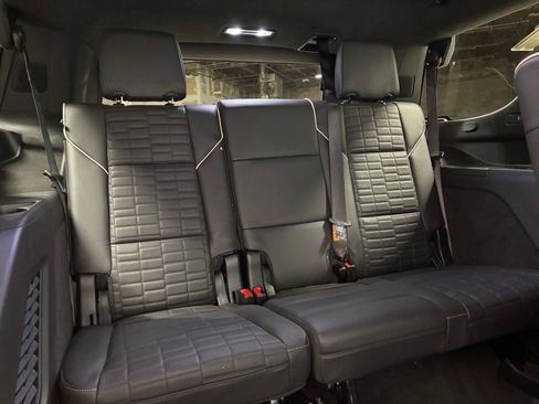 Used 2025 Cadillac Escalade Sport Platinum w/ LPO, ONYX Package AWD/4WD image 43