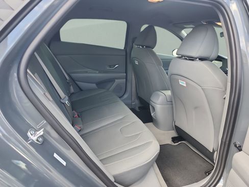 New 2026 Hyundai Elantra Sport FWD image 17