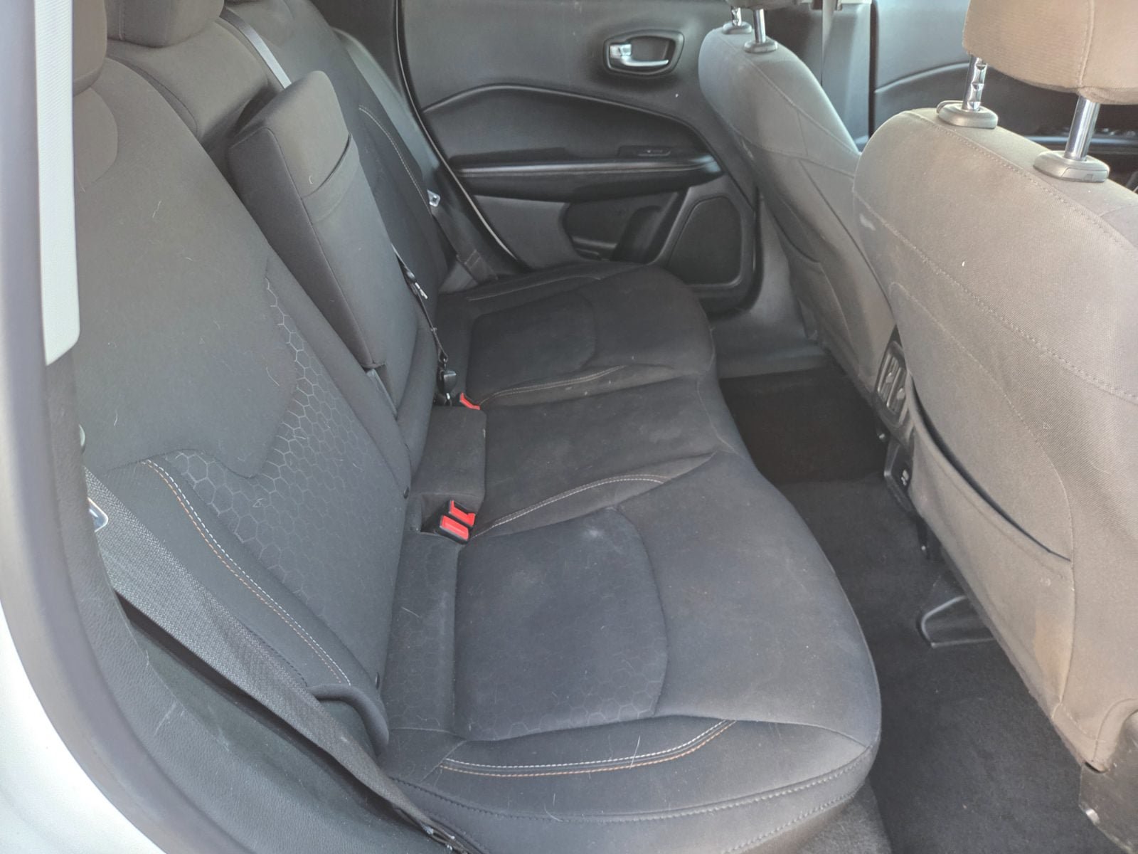 Used 2018 Jeep Compass Sport FWD image 11