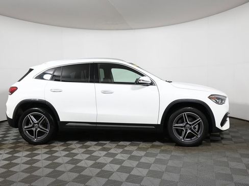 Used 2023 Mercedes-Benz GLA 250 4MATIC image 8