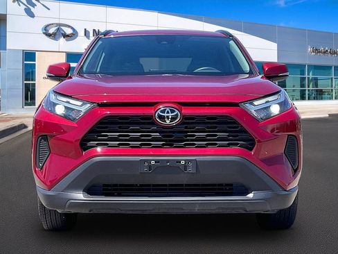 Used 2025 Toyota RAV4 XLE AWD/4WD image 3