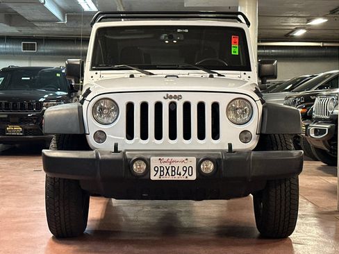 Used 2016 Jeep Wrangler Sport w/ Quick Order Package 24S AWD/4WD image 8