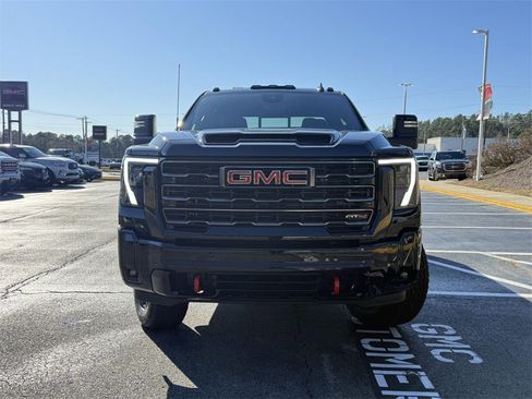 New 2026 GMC Sierra 2500 AT4 w/ AT4 Premium Plus Package image 3