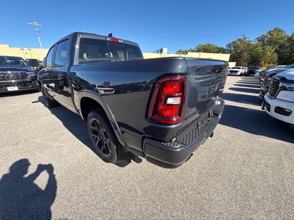 New 2027 RAM 1500 Laramie AWD/4WD image 3