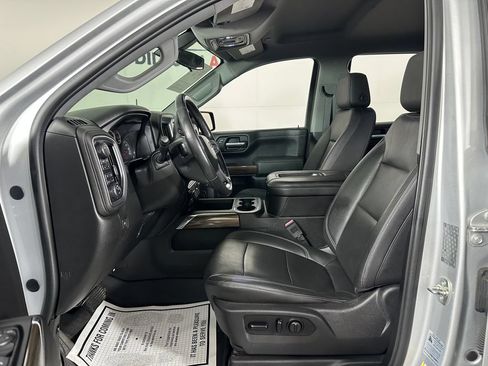 Used 2019 Chevrolet Silverado 1500 LT Trail Boss AWD/4WD image 14