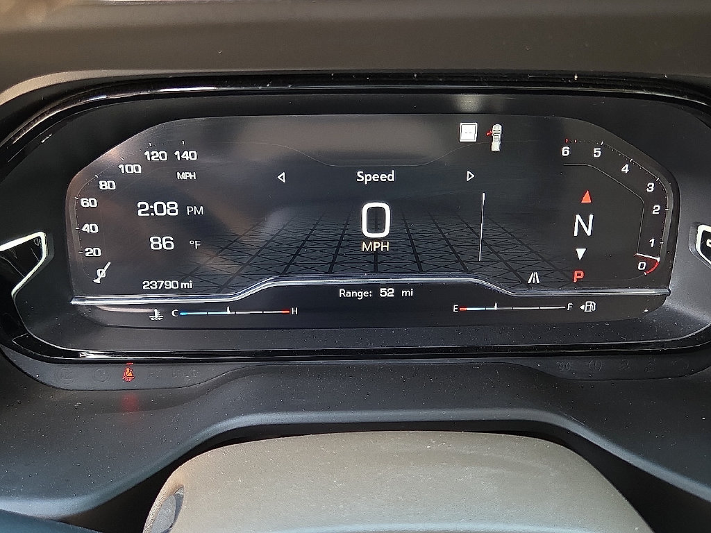 Used 2022 GMC Yukon Denali RWD image 17