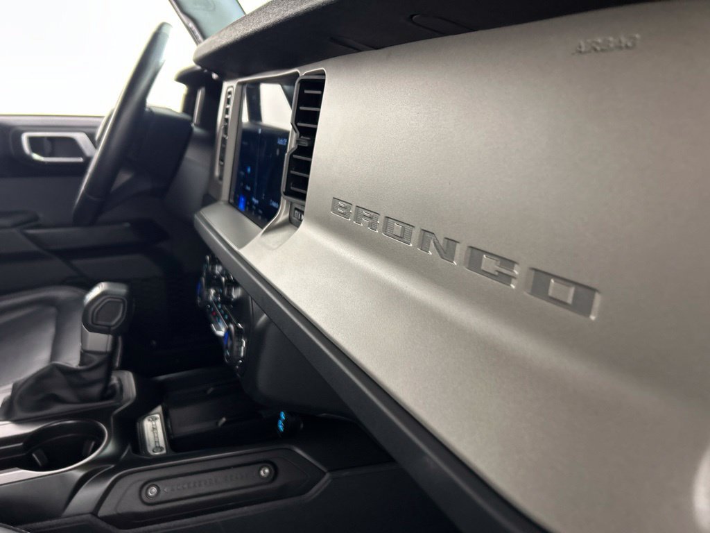 Used 2025 Ford Bronco Outer Banks AWD/4WD image 18