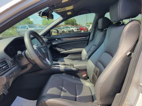 Used 2019 Honda Accord Sport image 8