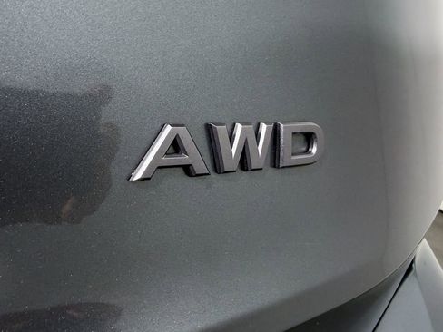 Certified 2025 Nissan Rogue S AWD/4WD image 10