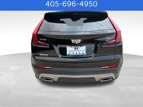 Used 2023 Cadillac XT4 Premium Luxury w/ Technology Package FWD image 4