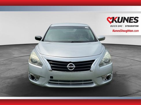 Used 2013 Nissan Altima 2.5 S FWD image 2
