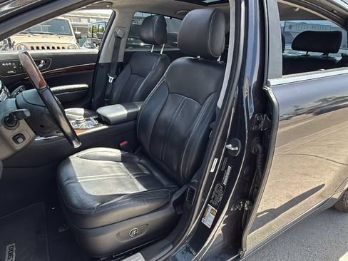 Used 2015 Kia K900 Luxury RWD image 21