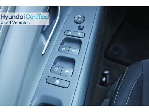 Certified 2025 Hyundai Elantra Sport image 23