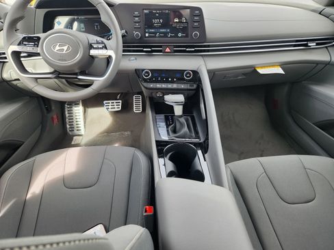 New 2026 Hyundai Elantra SEL Sport Premium FWD image 17