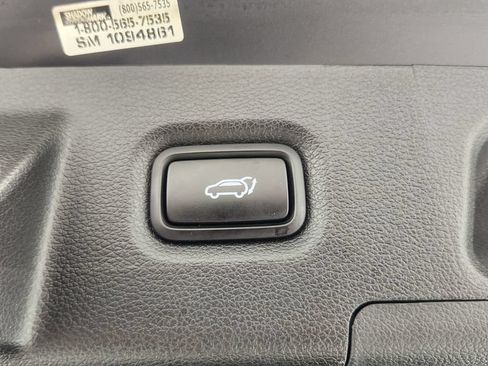 Used 2021 Hyundai Santa Fe SEL w/ Convenience + Premium Package AWD/4WD image 18