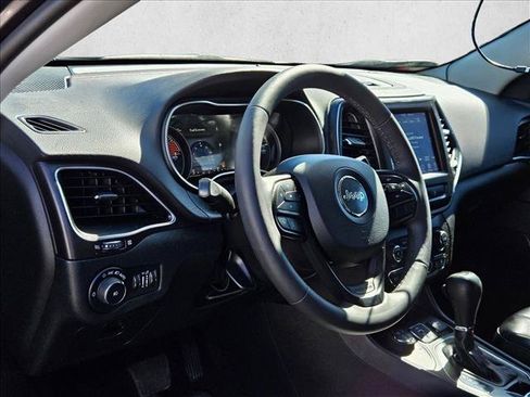 Used 2022 Jeep Cherokee Trailhawk AWD/4WD image 10