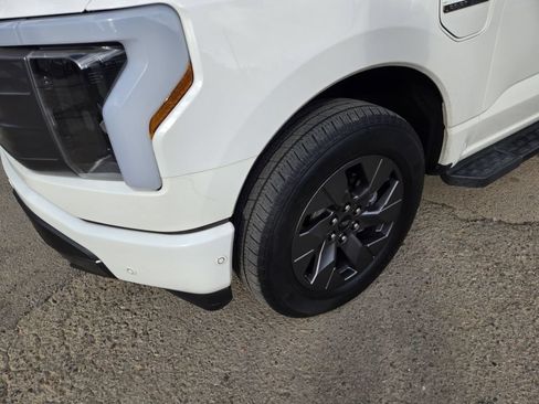 Used 2022 Ford F150 Lightning Lariat w/ Equipment Group 511A High AWD/4WD image 5