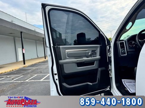 Used 2017 RAM 2500 SLT AWD/4WD image 46