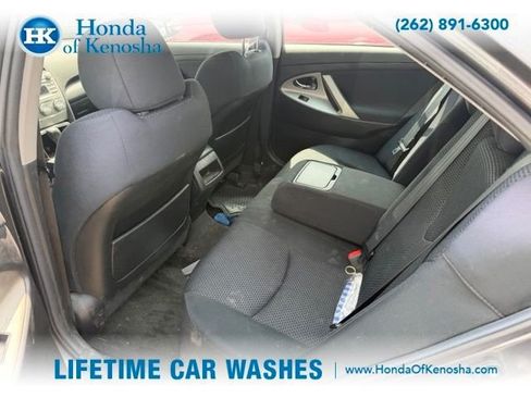 Used 2011 Toyota Camry SE w/ SE Extra-Value Pkg #1 FWD image 8