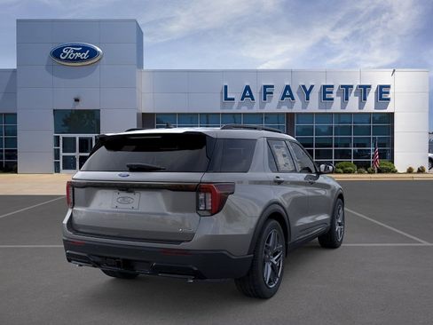 Used 2026 Ford Explorer ST-Line w/ ST-Line Street Pack AWD/4WD image 8