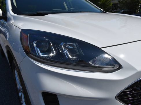 Used 2020 Ford Escape SE FWD image 37
