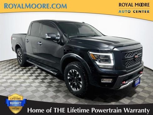 Used 2021 Nissan Titan PRO-4X w/ Pro-4x Convenience Package AWD/4WD image 1