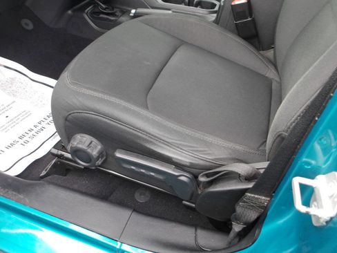 Used 2020 Jeep Wrangler Unlimited Sport S image 8