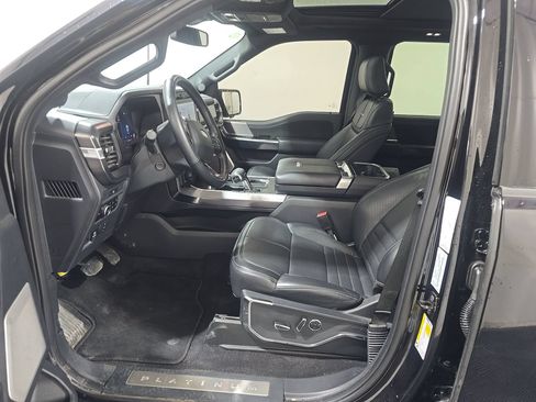 Used 2025 Ford F150 Platinum AWD/4WD image 9