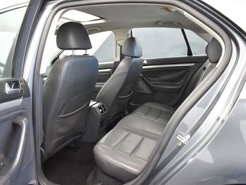 Used 2008 Volkswagen Jetta SE FWD image 15