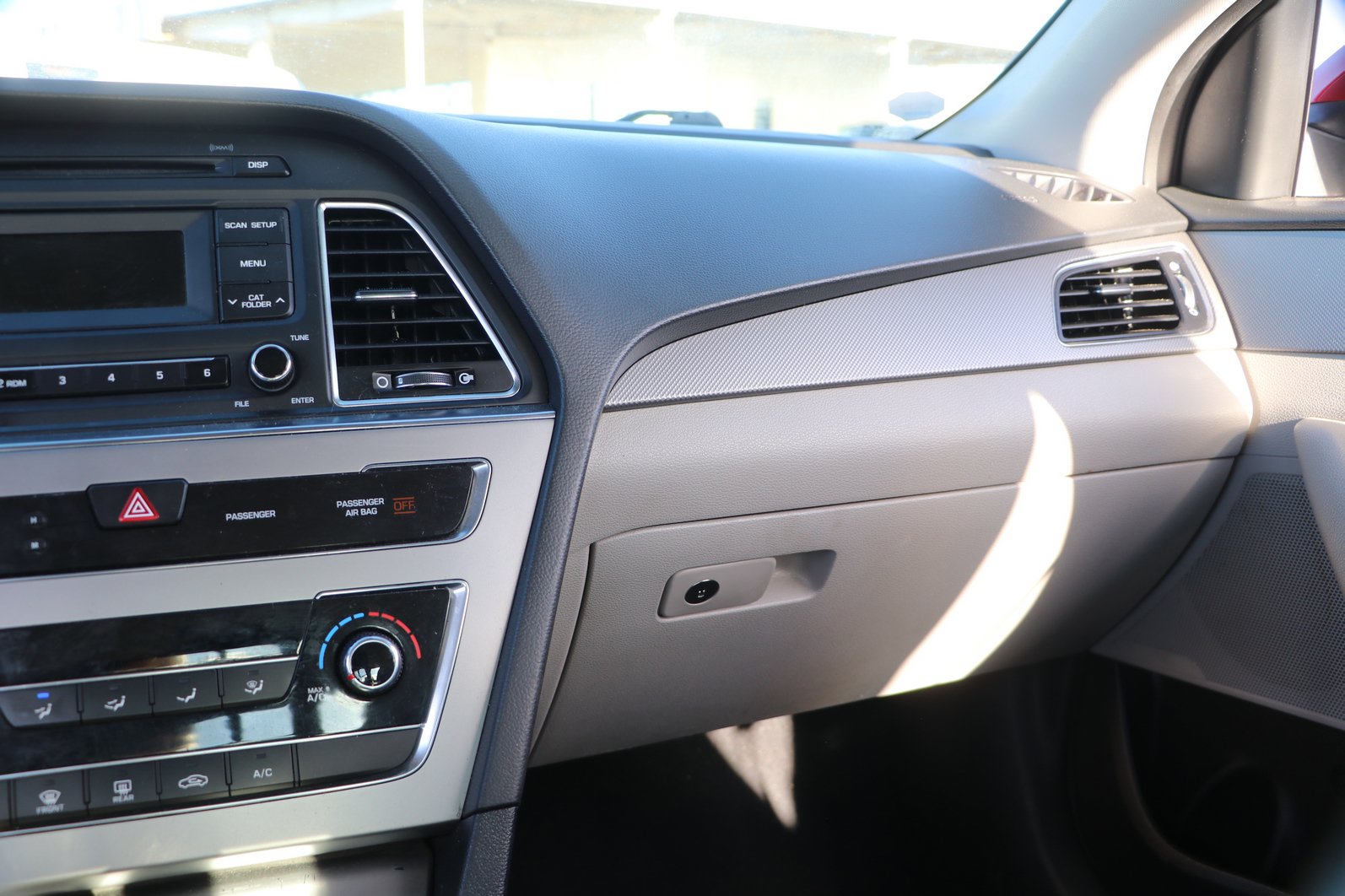 Used 2017 Hyundai Sonata SE FWD image 23