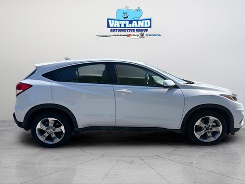 Used 2019 Honda HR-V LX image 6