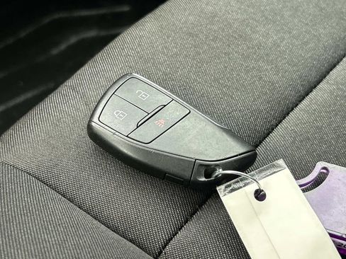 Used 2023 Chevrolet Colorado W/T image 25