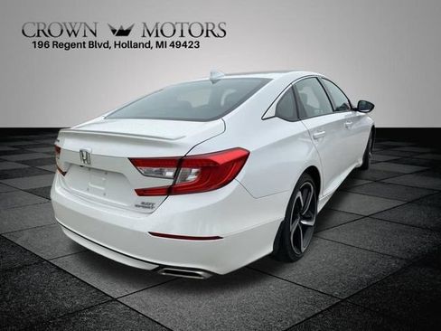 Used 2020 Honda Accord Sport image 11