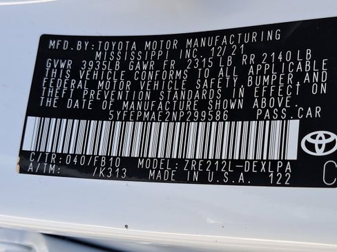 Used 2022 Toyota Corolla LE image 32