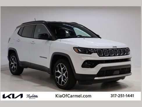 Used 2025 Jeep Compass Limited AWD/4WD image 1