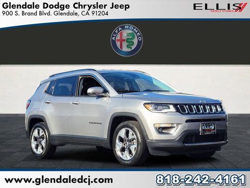 Used 2018 Jeep Compass Limited w/ Navigation Group image 1