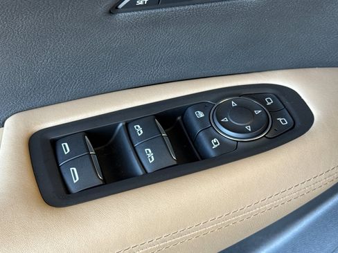 Used 2024 Cadillac XT6 Premium Luxury w/ Platinum Package image 10