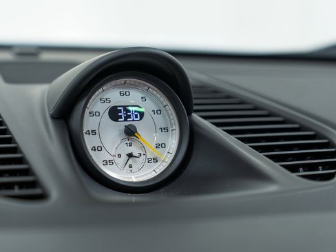 Certified 2014 Porsche 911 GT3 image 24