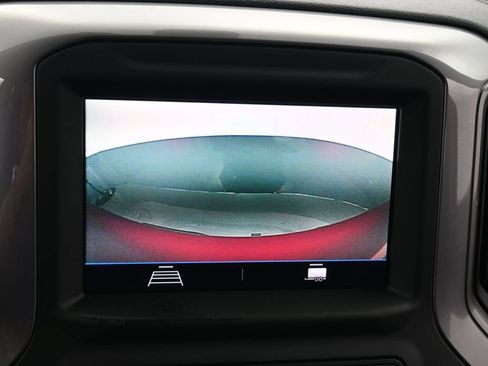 Used 2021 Chevrolet Silverado 1500 Custom image 21