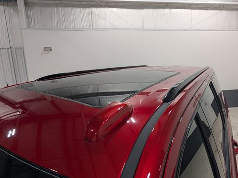 Used 2025 GMC Yukon XL AT4 w/ AT4 Premium Package image 13