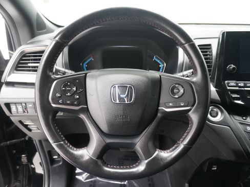 Used 2024 Honda Odyssey Sport image 19