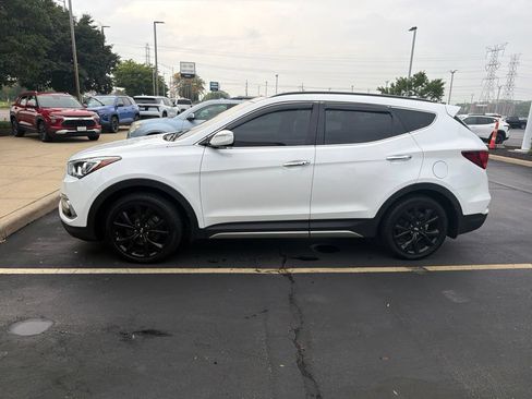 Used 2017 Hyundai Santa Fe Sport w/ Cargo Package FWD image 1