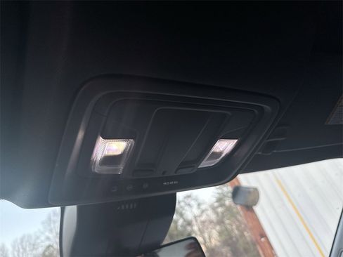 Used 2023 Chevrolet Silverado 1500 RST w/ Z71 Off-Road Package image 18