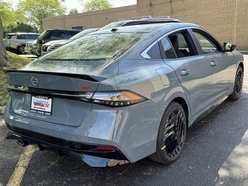 New 2026 Nissan Sentra SR w/ SR Premium Package FWD image 11