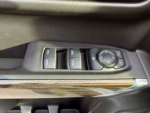 Used 2021 Chevrolet Silverado 1500 LT image 26