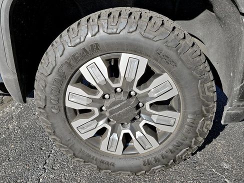 Used 2024 GMC Sierra 2500 Denali w/ Denali Reserve Package image 36